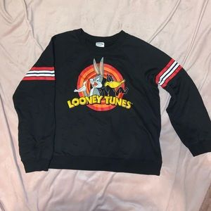 Crewneck Looney Tunes sweatshirt